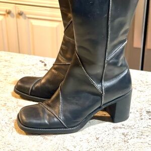 White Mountain Black Mid Height Y2K Boots 8.5